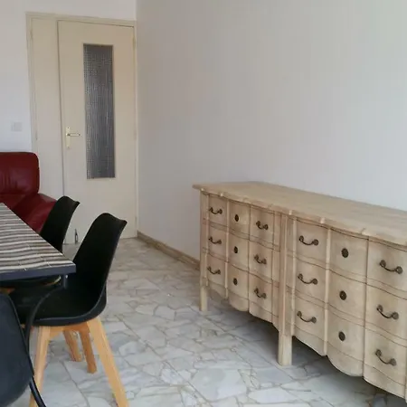 Appartement Les Jacinthes à Saint-Raphaël Extérieur photo